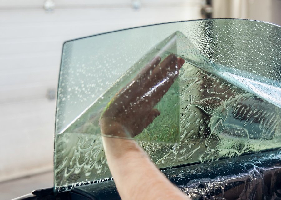 Auto glass repair MI