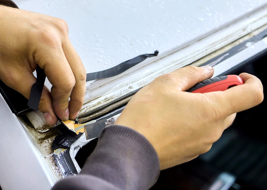 Auto glass repair FL