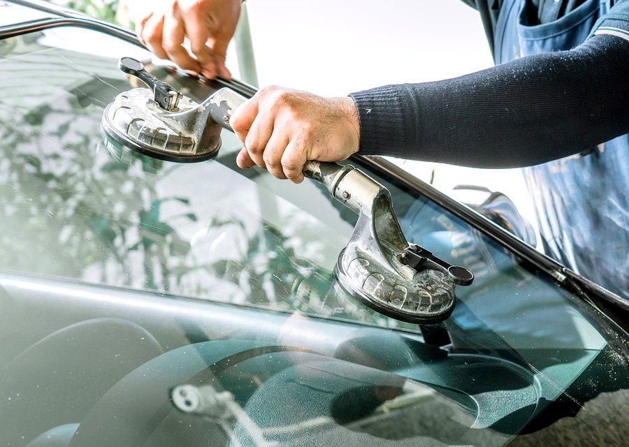 Auto glass repair LA